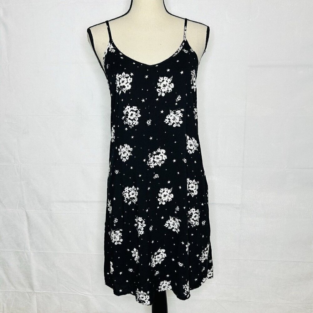 Shift Women's Rayon Slip Dress Size M Floral Sleeveless V-Neck Black White NWT